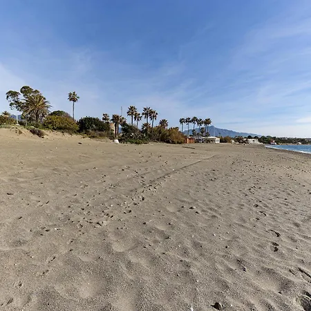 Charming Beach Side Holiday *